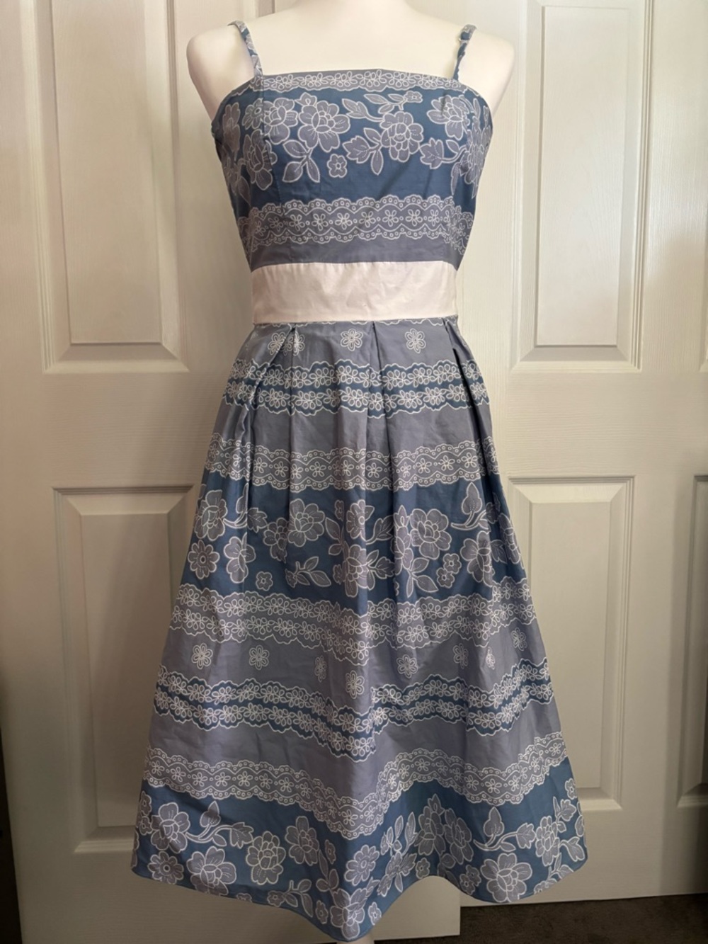 B.Moss Dress Collection Floral A-Line Midi Dress Square Neck Size 4